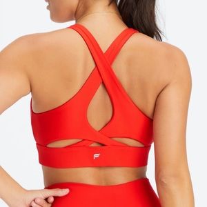 New Fabletics No bounce sports bra